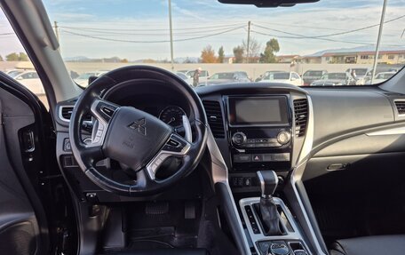 Mitsubishi Pajero Sport III рестайлинг, 2019 год, 2 900 000 рублей, 20 фотография