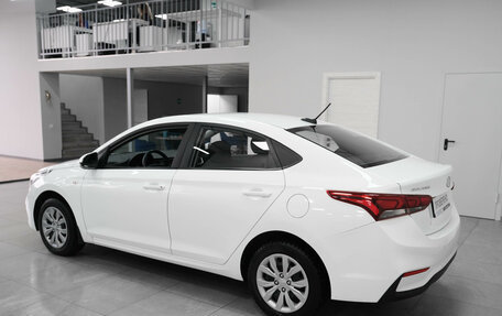 Hyundai Solaris II рестайлинг, 2019 год, 1 350 000 рублей, 3 фотография