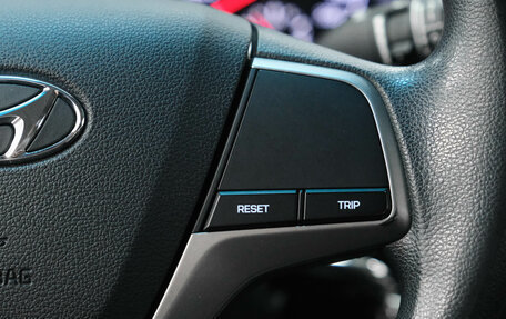 Hyundai Solaris II рестайлинг, 2019 год, 1 350 000 рублей, 19 фотография