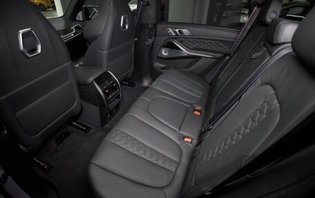 BMW X5 M, 2025 год, 27 900 000 рублей, 28 фотография