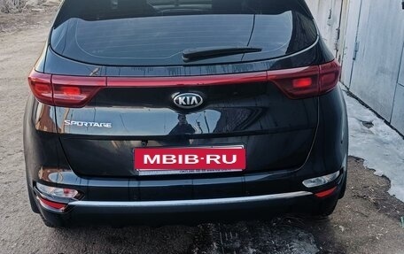 KIA Sportage IV рестайлинг, 2019 год, 2 099 000 рублей, 4 фотография