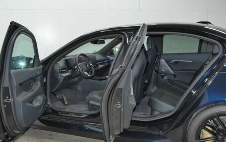 BMW M5, 2024 год, 25 500 000 рублей, 10 фотография