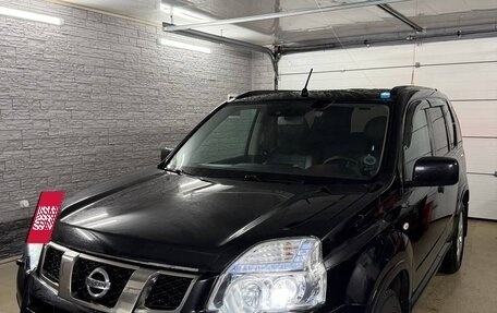 Nissan X-Trail, 2013 год, 950 000 рублей, 2 фотография