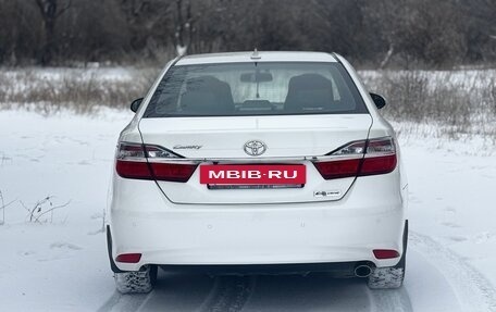 Toyota Camry, 2017 год, 3 400 000 рублей, 4 фотография