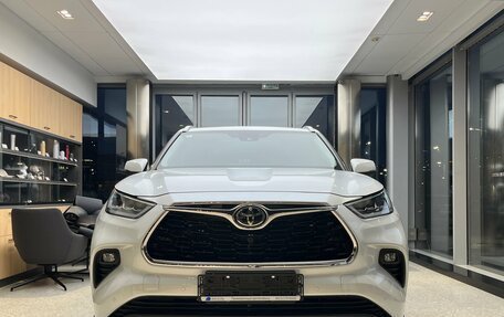 Toyota Highlander, 2025 год, 6 499 000 рублей, 3 фотография