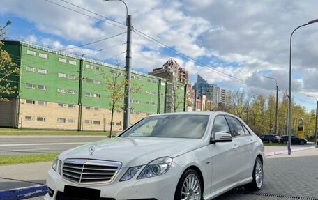 Mercedes-Benz E-Класс, 2010 год, 1 400 000 рублей, 3 фотография