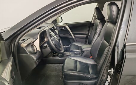 Toyota RAV4, 2014 год, 1 990 000 рублей, 16 фотография