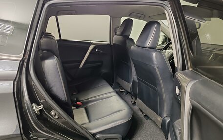 Toyota RAV4, 2014 год, 1 990 000 рублей, 20 фотография