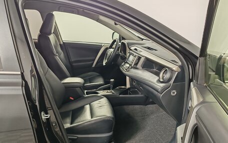 Toyota RAV4, 2014 год, 1 990 000 рублей, 19 фотография