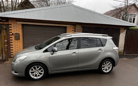 Toyota Verso I, 2010 год, 1 185 000 рублей, 9 фотография