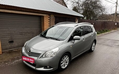 Toyota Verso I, 2010 год, 1 185 000 рублей, 6 фотография
