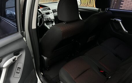 Toyota Verso I, 2010 год, 1 185 000 рублей, 18 фотография