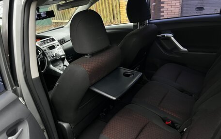 Toyota Verso I, 2010 год, 1 185 000 рублей, 17 фотография