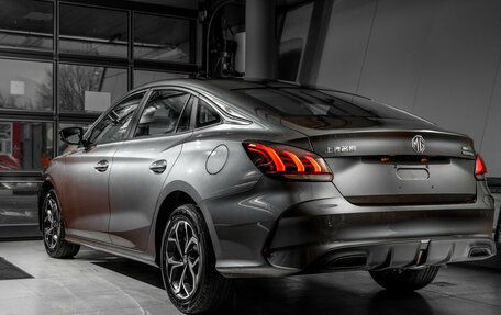 MG 5, 2023 год, 2 990 000 рублей, 3 фотография