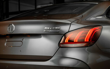 MG 5, 2023 год, 2 990 000 рублей, 10 фотография