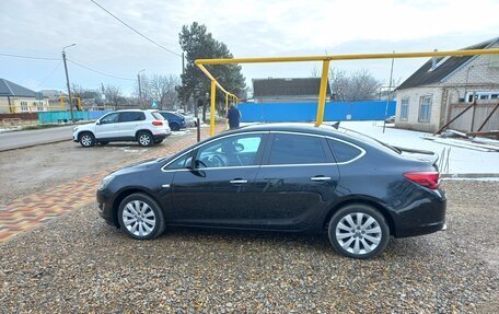 Opel Astra J, 2013 год, 865 000 рублей, 2 фотография
