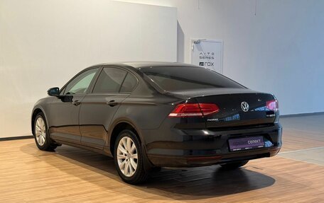 Volkswagen Passat B8 рестайлинг, 2016 год, 1 550 000 рублей, 5 фотография