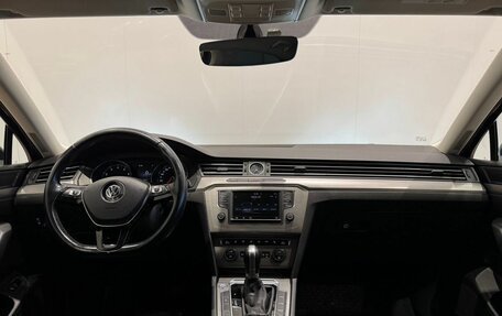 Volkswagen Passat B8 рестайлинг, 2016 год, 1 550 000 рублей, 13 фотография