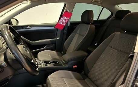 Volkswagen Passat B8 рестайлинг, 2016 год, 1 550 000 рублей, 23 фотография