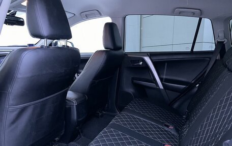 Toyota RAV4, 2018 год, 2 350 000 рублей, 12 фотография