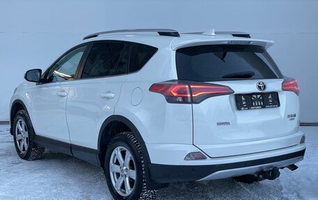 Toyota RAV4, 2018 год, 2 350 000 рублей, 8 фотография