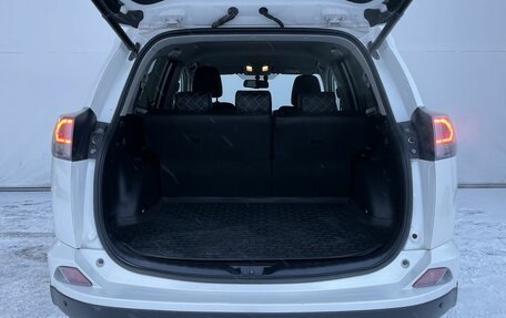 Toyota RAV4, 2018 год, 2 350 000 рублей, 28 фотография