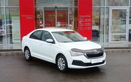 Skoda Rapid II, 2020 год, 1 299 000 рублей, 3 фотография
