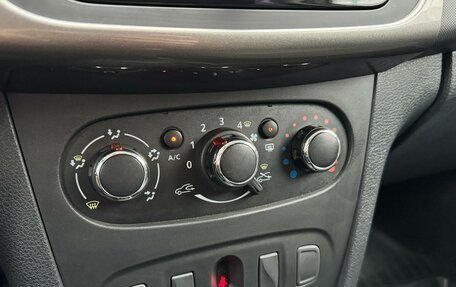 Renault Sandero II рестайлинг, 2020 год, 1 295 000 рублей, 20 фотография