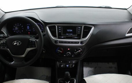 Hyundai Solaris II рестайлинг, 2019 год, 1 340 000 рублей, 10 фотография