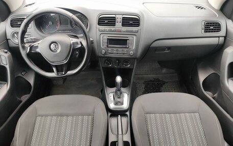 Volkswagen Polo VI (EU Market), 2015 год, 770 000 рублей, 9 фотография