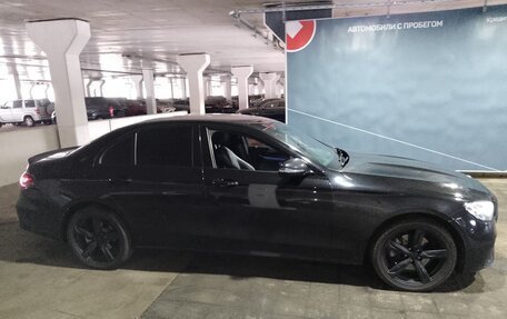 Mercedes-Benz E-Класс, 2021 год, 4 996 053 рублей, 3 фотография