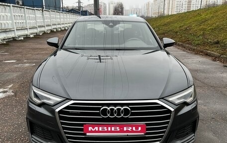 Audi A6, 2019 год, 3 790 000 рублей, 8 фотография