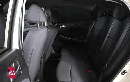 Hyundai Solaris II рестайлинг, 2014 год, 900 000 рублей, 11 фотография