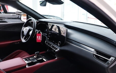 Lexus RX IV рестайлинг, 2025 год, 12 100 000 рублей, 11 фотография