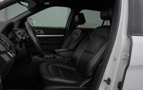 Ford Explorer VI, 2017 год, 2 780 000 рублей, 14 фотография