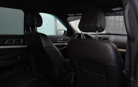 Ford Explorer VI, 2017 год, 2 780 000 рублей, 15 фотография