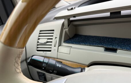 Toyota Previa III, 2006 год, 1 490 000 рублей, 24 фотография