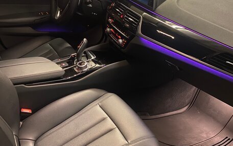 BMW 5 серия, 2018 год, 4 400 000 рублей, 18 фотография