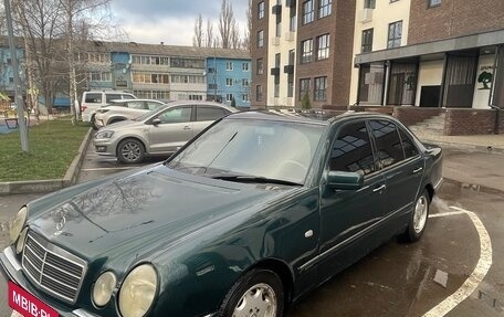 Mercedes-Benz E-Класс, 1997 год, 360 000 рублей, 5 фотография