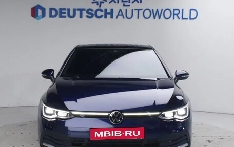 Volkswagen Golf VIII, 2023 год, 2 600 000 рублей, 3 фотография