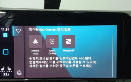 Volkswagen Golf VIII, 2023 год, 2 600 000 рублей, 19 фотография