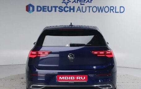 Volkswagen Golf VIII, 2023 год, 2 600 000 рублей, 5 фотография