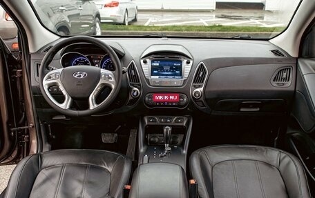 Hyundai ix35 I рестайлинг, 2015 год, 1 355 000 рублей, 16 фотография