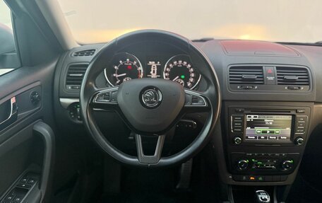 Skoda Yeti I рестайлинг, 2014 год, 1 650 000 рублей, 28 фотография