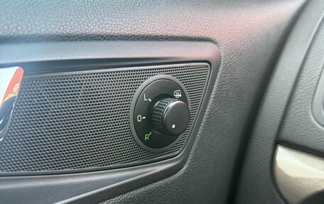 Skoda Yeti I рестайлинг, 2014 год, 1 650 000 рублей, 22 фотография