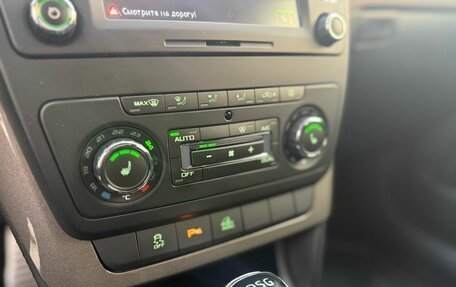 Skoda Yeti I рестайлинг, 2014 год, 1 650 000 рублей, 19 фотография