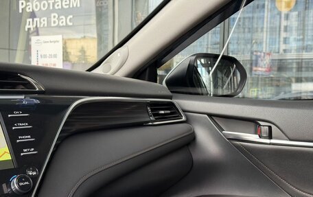 Toyota Camry, 2020 год, 11 фотография