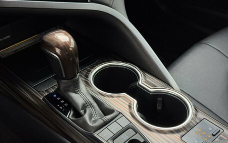 Toyota Camry, 2020 год, 21 фотография