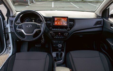 Hyundai Solaris II рестайлинг, 2021 год, 1 495 000 рублей, 17 фотография