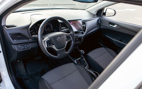 Hyundai Solaris II рестайлинг, 2021 год, 1 495 000 рублей, 13 фотография